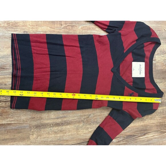 Abercrombie Kids Y2K Red Black Striped V-Neck Shirt Soze XL Cute Preppy Punk - Picture 4 of 6